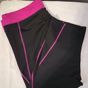BCG Cropped Leggings, Black/Pink. Women's size L